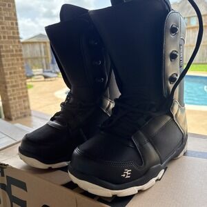 5th Element Black ST-1 Snowboard Boot Men's US 9 Item# 384994